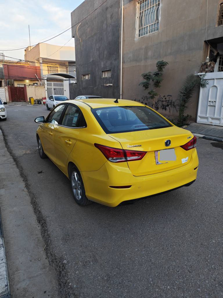 سيارة شانجان السفن مديل 2024 ماشية 37 الف نضيفة جدا فول مواصفات فتحة بالقمارة تبريد شغال 
للتواصل *********** النجف, العراق
