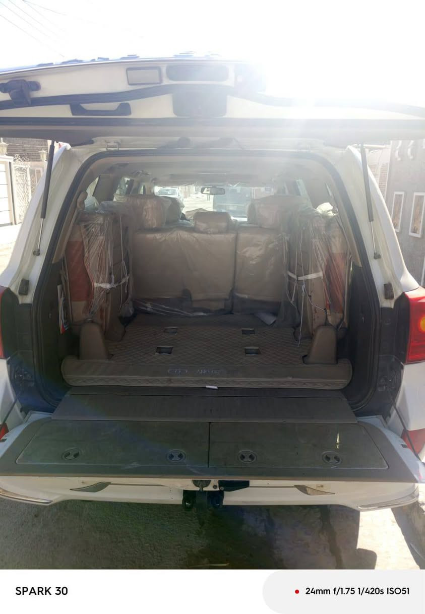 سلام عليكم لاندكروز موديل 2008 محدث 15سياره جديده  سياره ناعمه وحلوه  بيه تبديل جامع ايسر فقط باقي سياره مكفوله من كلشي رقم انكليزي بغداد  مكاني سياره زعفرانيه  الاستفسار ***********
