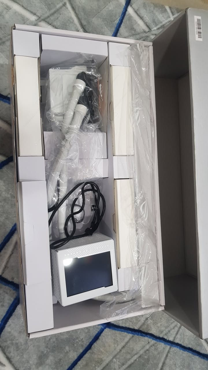 السلام عليكم .. مبرد مائي ايسوس روياجن 3 النسخه البيضه نسخه نادرة.. استعمال 3 اشهر فقط وكل ملحقاته بي  .. السعر 220 الف قفل ..مكاني بغداد حي الجهاد


**إذا كنت صاحب هذا الإعلان وتريد حذفه لأي سبب، رجاءا أرسل رسالة إلى الدعم الفني**