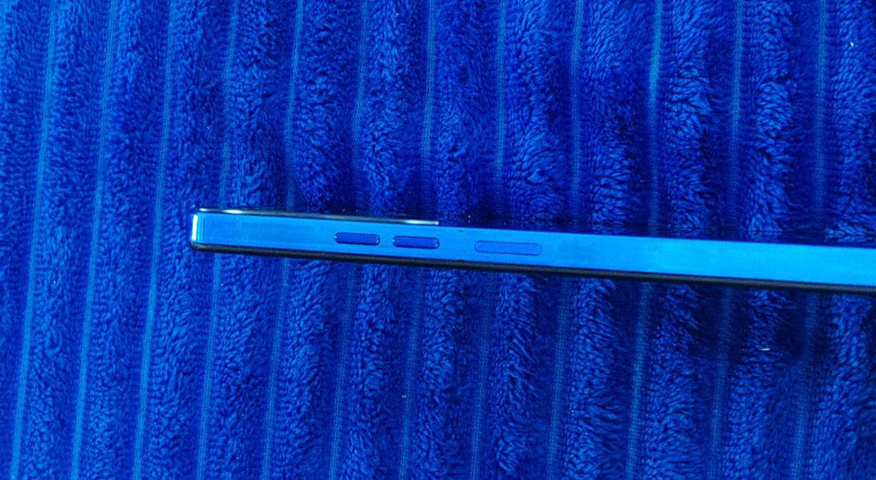 سلام عليكم تلفون ميجا هرتز        البطاريه  mAh6000السعر 200 مكاني حي اور   ***********.   الرقم وتساب
