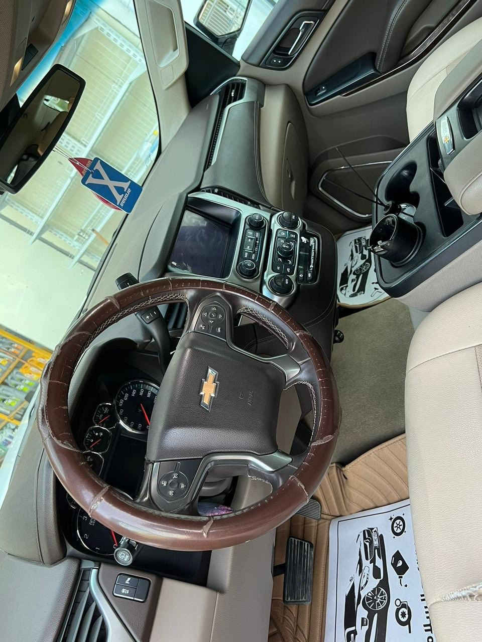 سلام وعليكم تاهو 2018خليجي وكاله المنصور السياره كفاله فقط تبديل جاملغ امامي اصلي بدون صبغ موصفات حساس امامي خلفي كامره خلفيه شاشه قاصه ويل كب 22كشنات كهربائي العنوان البصره المعقل السعر 350وبيه مجال *********** ماشيه 86. الف حقيقي بسمي تحويل ثاني يوم
