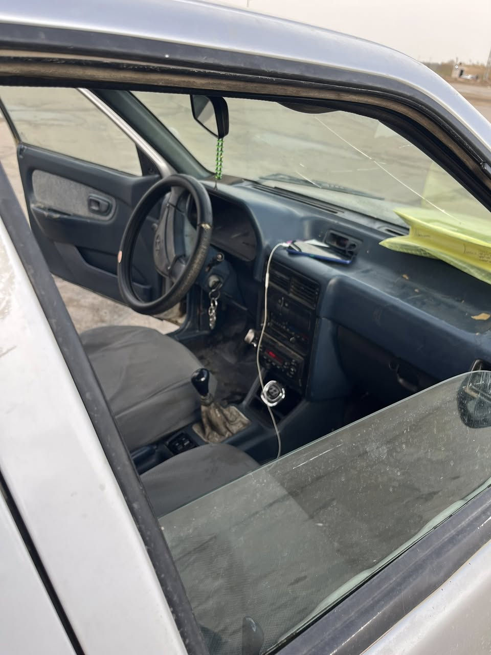 السلام عليكم
النترا دمعة موديل 93 بدون قطرة صبغ 

 رقم واسط تحويل مباشر سنوية نافذة .

مكينة گير كهربائيات جاهزة 

لغد شواصي كفالة ، السيارة جاهزة من كلشي .

السعر 25 بيها مجال بسيط 

مكانها واسط الصويرة 

*********** متوفر واتساب
