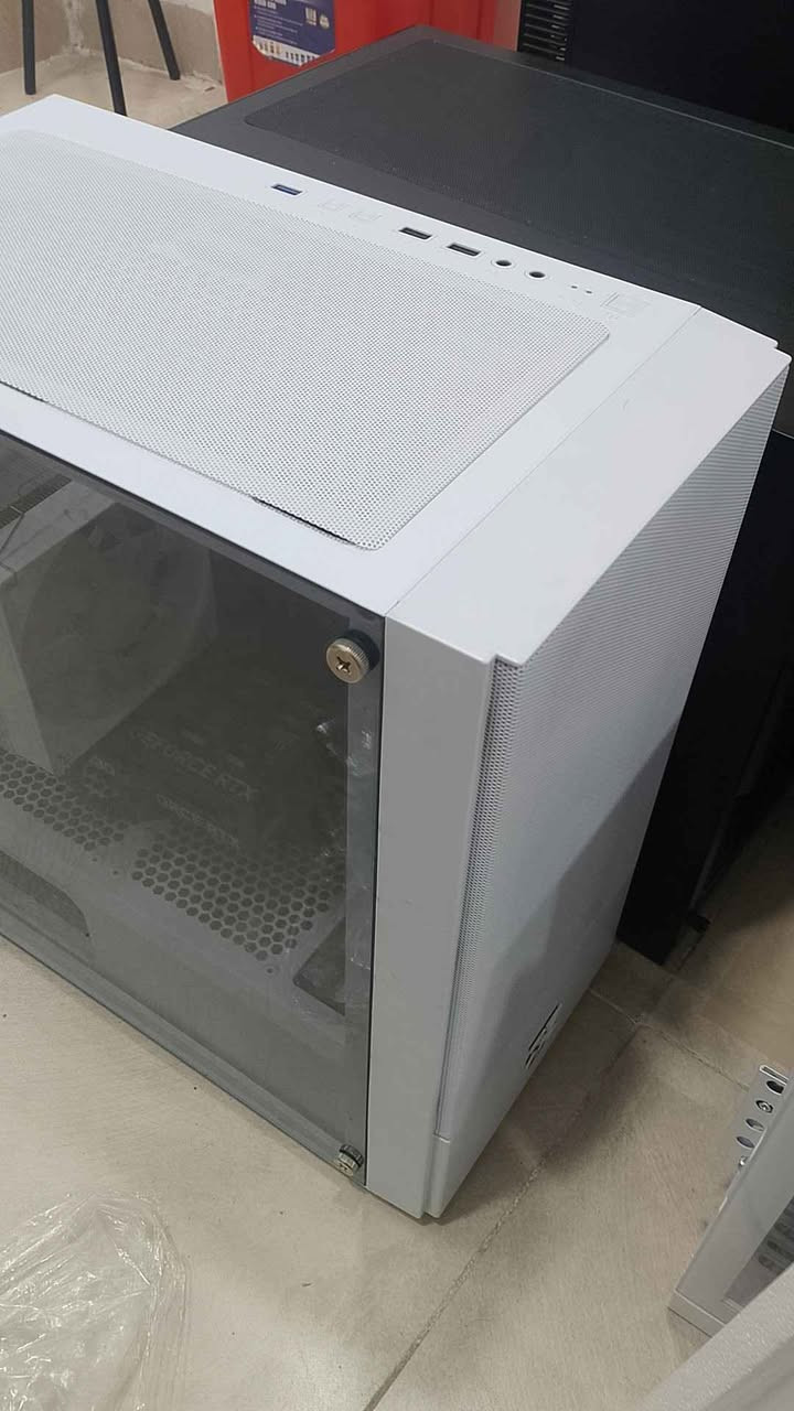 Ryzen5 5500
ram16gb 
hard1tb nvm
rtx5050 8gb أربيل, العراق


**إذا كنت صاحب هذا الإعلان وتريد حذفه لأي سبب، رجاءا أرسل رسالة إلى الدعم الفني**