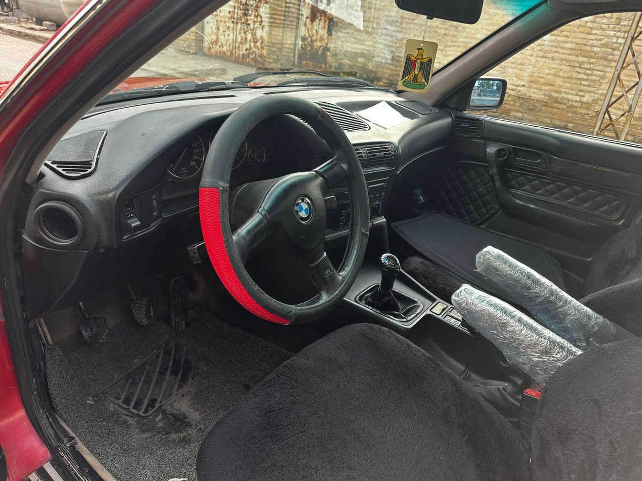 بيئم525گير عادي  موديل 89محدث 95فول مواصفات اسلايت برده جام كهربائي تبريد تدفئة ويل حصير تايرات جديد تخم صدر جديد گير ومحرك شرط رقم أربيل جديد لحد 2030شرط تحويل وكالة بيها كوبون بانزين سعرها50وبي مجال  مجال وهذا رقمي ***********
*********** كركوك, العراق
