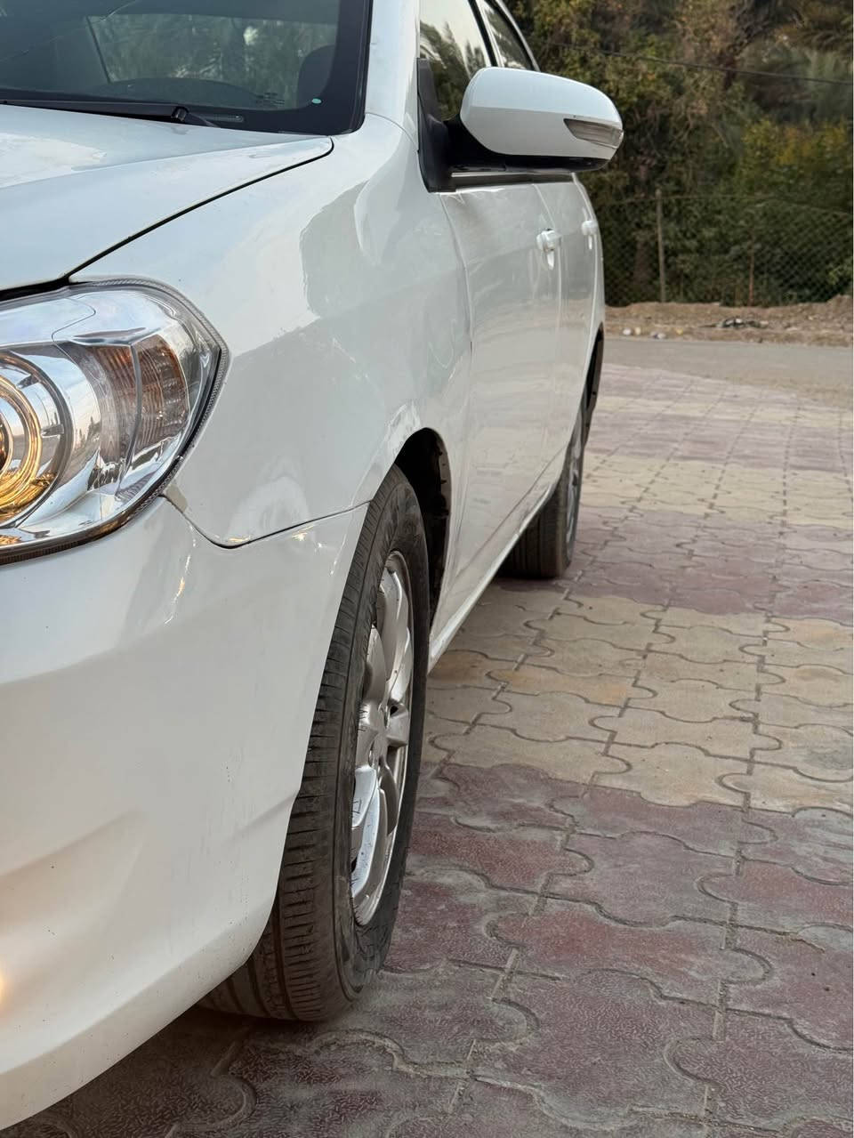 سلام عليّكم بيوايدي موديل ١٣ رقم بغداد إنكليزي جي اثري 
مكينه ١٨٠٠ كير كهربائي حداديه كهربائيات كلها جاهزة 
مواصفاتها فتحه سقف بصمه أشاير ترحيب حساس خلفي 
بلاديه  استخدام شخصي مكان السياره بغداد حي الجهاد 
رقم الهاتف *********** 
السعر ٥٨$تحويل مباشر ثاني يوم بغداد, العراق
