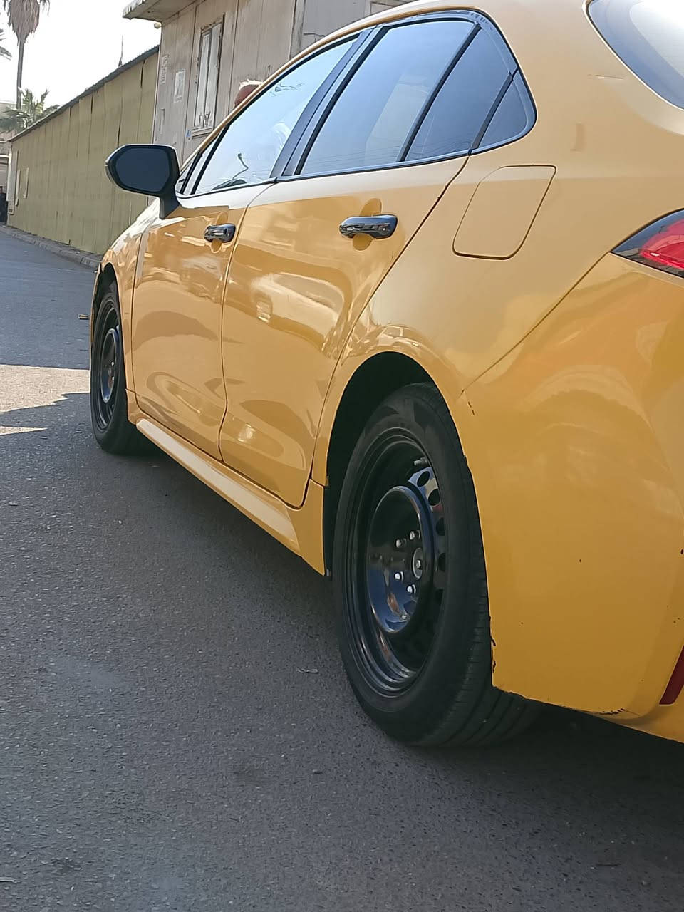 كورلا موديل 20 حادث مع الصور بدون دواخل بدون ايرباك
تكم كفاله شواصي كفاله لغود كفاله 
صدر جديد باتري جديد تخم تاير توني شادهن مع ويله جدد
مواصفات السياره رقم بغداد الوحه الجديده تحديد مسار نقطه عمياء رادار امامي نضام اتو هولد سيد بريك بصمه مكينه 1800Le
مكينه وكير كفاله عداد المسافه 95
صبغه أوله دوشمه جديده 
حجر بيئه بلادي تبريد بلادي 
مكان السياره بغداد قرب وزاره الثقافه 
الاتصال ***********
السعر المطلوب 145وبيه مجال السياره بسمي 
السياره يباني اصلي
