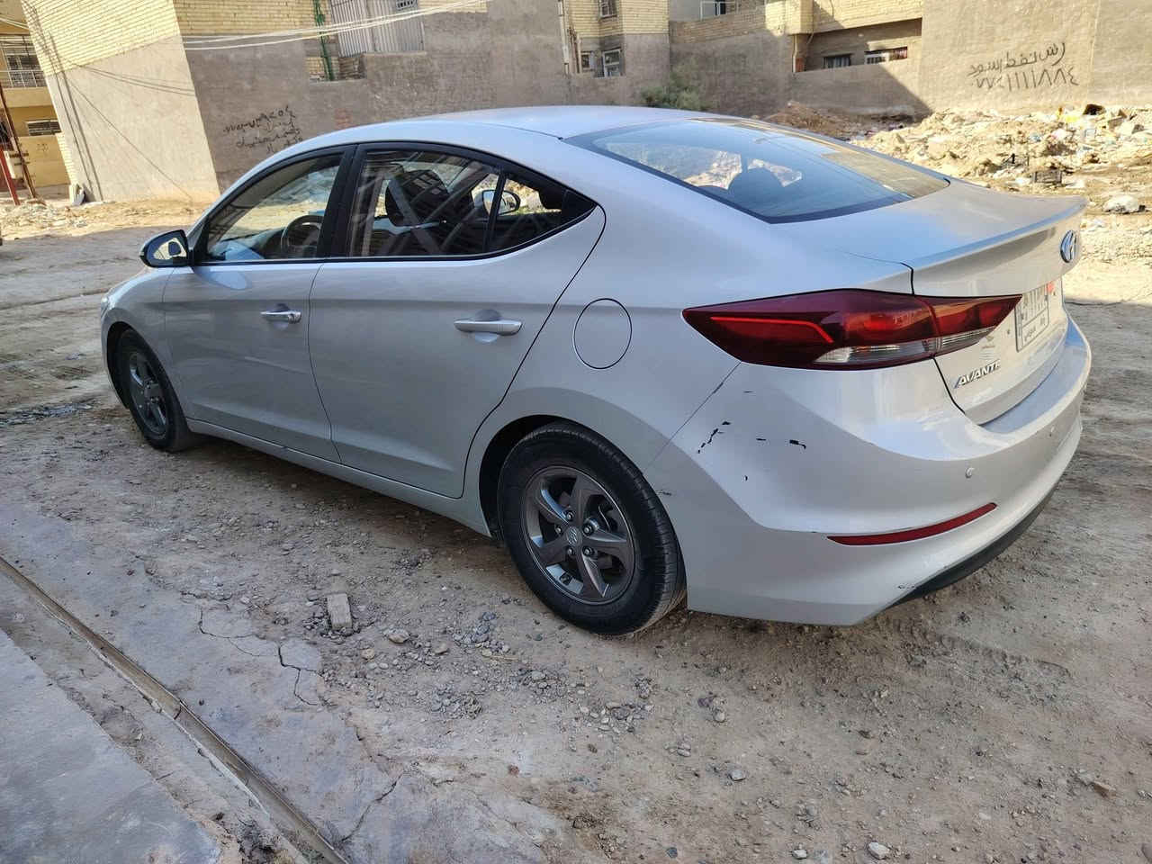 السلام عليكم
سياره افانتي موديل 2017  محرك 1600
مكينه وكير مكفولات من كلشي 
تخم تايرات
اشاير يالمري
سياره جاعدة خير من الله 
تبريد ثلج 
السعر 120
للاستفسار ***********
مكاني بغداد الدورة
بيع فقط بيع فقط بغداد, العراق
