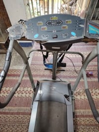 جهاز جري عاطل للبيع نوع MG  الكارت شغال والماطور شغال بس الشاشه كسروها...