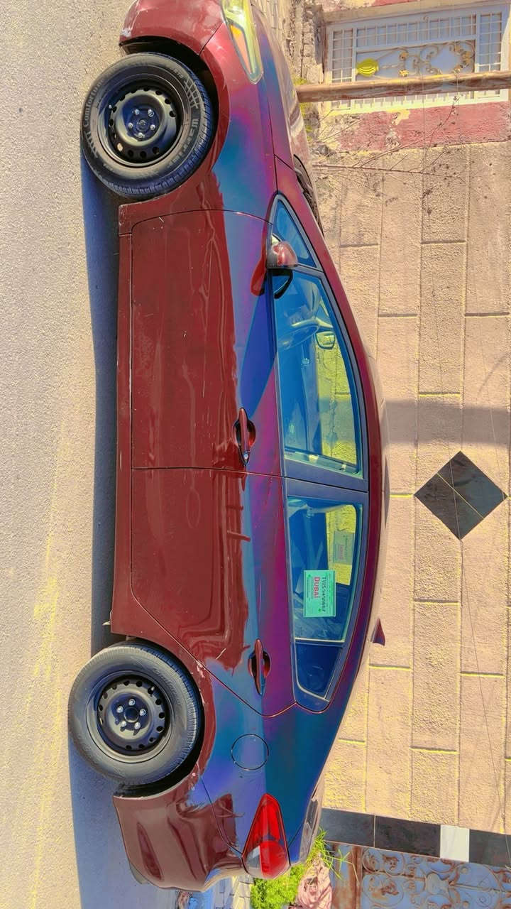 سيارة فورتي  رقم كربلاء موديل 2017 للبيع  او مراوس بسيارة من فئتها
محرك 2000 وبحالة جيدة حادثها من امريكا مثل ما واضح بالصورة ومبدل وبيها صبغ بالداير مال الجاملغ الخلفي الايمن ونطخة عندي بباب السائق وماصلحتها وواضحة بالصورة  طخة بسيطة كلش ماشية السيارة 102 وسعرها 112مكانها كربلاء قضاء الهندية (طويريج) للأستفسار الاتصال على الرقم ***********
