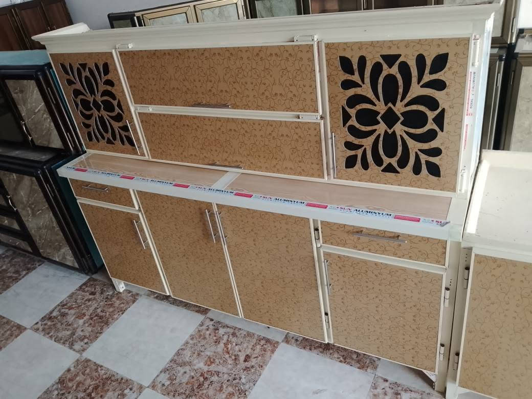 معرض يونس لتجاره الأثاث المستخدم والجديد 

كاونتر مترين مع سنك متر وثلاثين مرمر مستخدم 

للاستفسار الاتصال على الرقم التالي 

*********** تكريت, صلاح الدين
