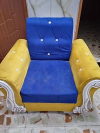 كنب • ٧مقاعد • قرب تقاطع درويش