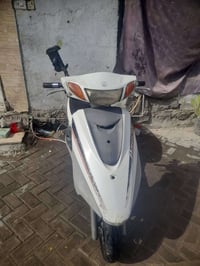 دراجه للبيع حديث دراجه بلاد مكفوله تجي تفحص عل راحتك ما بيها اي نقص كل...