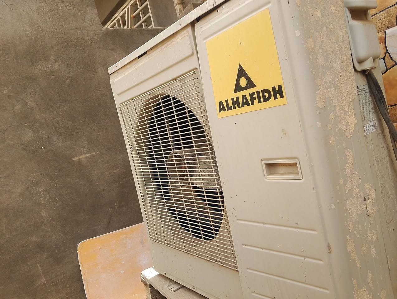 سبلت 3 طن الحافظ باب أول. اللبيع مستخدم موسمين فقط بي عطل مااعرف شنو عطله بل خارجية. سعرها بل350. مكاني حله قضاء القاسم ع


**إذا كنت صاحب هذا الإعلان وتريد حذفه لأي سبب، رجاءا أرسل رسالة إلى الدعم الفني**