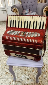 اورك للبيع نظيف وشغال قديم كلش من ١٨٨٨ والشراي يتصل مكاني بغداد0771190...