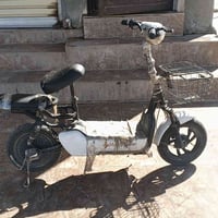 بايسكل شحن للبيع موديل 19 بطاريات صار 4 أشهر لمن بدلتهن شغال كامل فقط ...