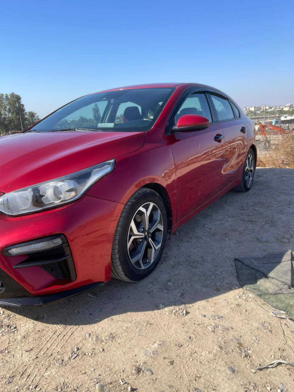 السلام عليكم فورتي2021بيهه بنيد مصبوغ وبيعه بارد بلباب الخلفي محرك دوش الفين منضومه غاز جديدة السيارة اترايهه زيرو لغد شاصي مرايه السعر134للتصال*********** بغداد, العراق
