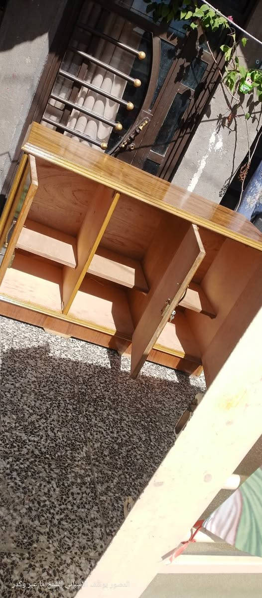 بوفيه متر ونص تسكام درجة اولى صاج مكان بغداد الأمين الثانيه ***********
