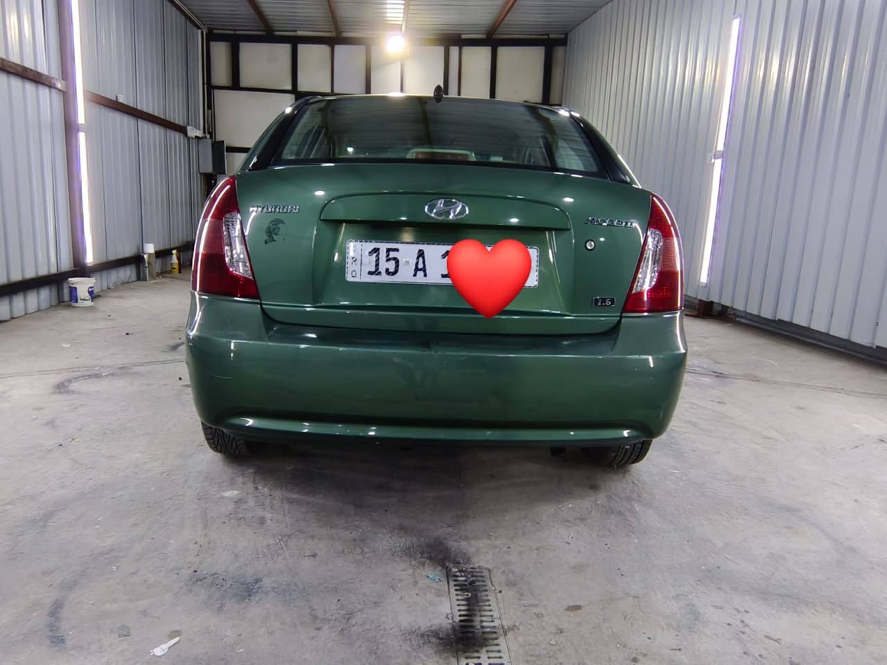 اسلام عليكم ورحمة الله. 
للبيع اكسنت 2007 خليجي 
سياره ممتعوبه رقم انبار نكليزي باسمي شرط تحويل
... مكينه 1600...  كير مكينه بشرط تخم تاير ويل كب
تبريد تدفئه كله شغال سياره جاهزه للعلم بيهة اربع قطع فقط صبغ ابيع حزام مكفوله من ضربه او تبديل فقط صبغ سعر المطلوب.. 75.. بيهة مجال بسيط 
مكان سياره انبار فلوجه للتواصل. ***********
