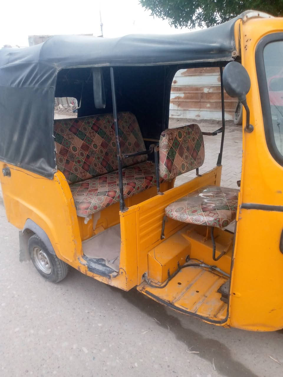 تكتك البيع موديل 19 وراق بغداد سعر  850 في ميسان رقم هاتف
***********
