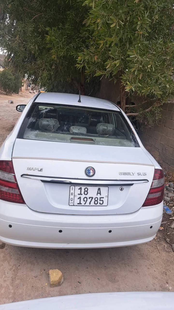 السلام عليكم جيلي موبل موديل 11رقم بابل دولي سيارة لا تبديل و لا صبغ كير ومحرك بلاد 1600 لاتنقيص ولا تبخير ترايك وين ما يعجبك كهربائية كله شغال شاشه  سنترلوك  تبريد شغال سياره مال جناي كلش نضيف وحلوه سياره مامتعوبه مكان كربلاء المقدس 
السعر 52 بيه مجال حك الجويه
التواصل ***********
