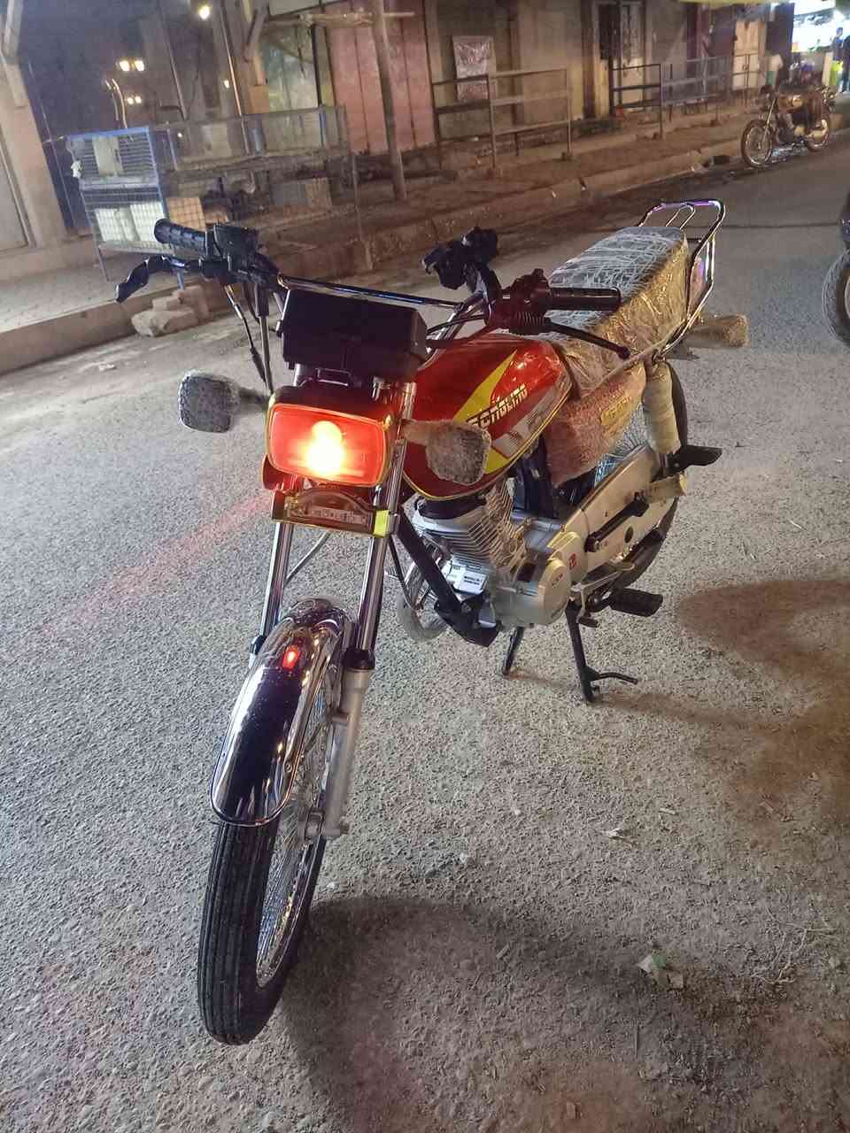 اسلام عليكم ورحمة الله وبركاته سيفان سكنر موديل 2025 مكاني كوت ***********
