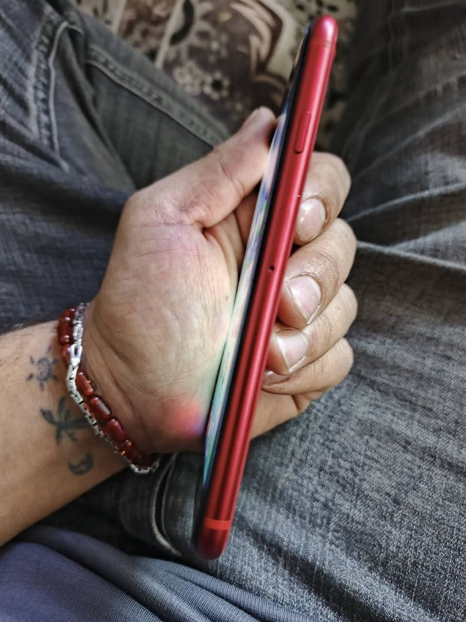 ايفون 8 se اتحده العراق كله اذا عدهم بنضافته
ذاكره 64 الجهاز كله شغال فقط امبدل بطاريه بس مو اصليه 

فقط بطاريه الباقي كله كفاله الجهاز se يعني امحدث اخر تحديث يعني تحديثاته ما واكفه السعر 90 وبي مجال 

مكاني بغداد حي الاعلام شارع البداله 

***********

وتساب
