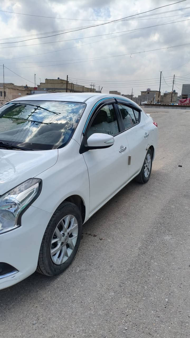 نيسان صني 24
رقم بغداد
ويل كب 
اشايـُر  مري
تبريد قطعتين 
سياره بعدهه جديده لا شخط ولا طخه كفاله عامه
السعر ،،123 وبيهه مجال قليل 
***********
