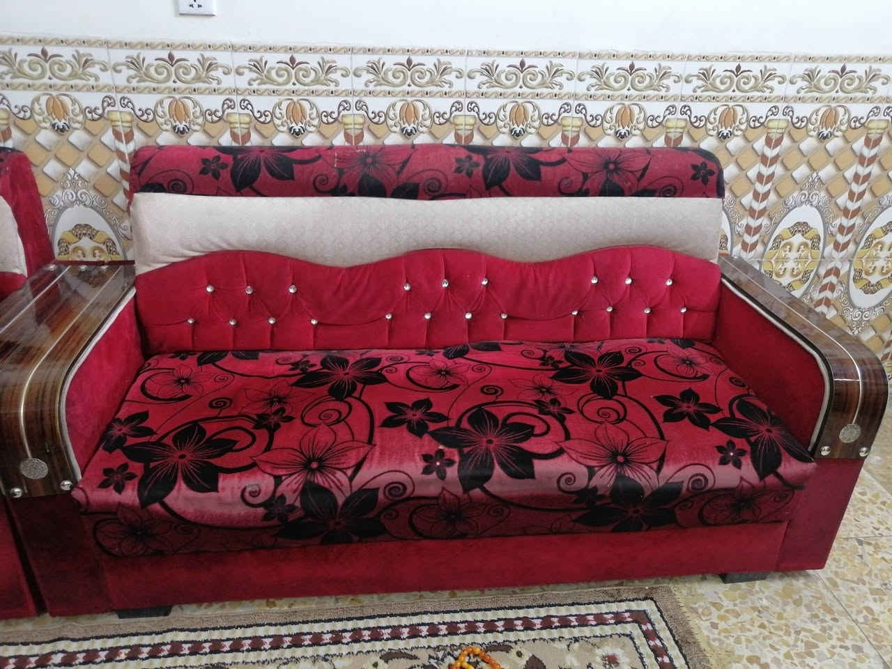 سلام عليكم يوجد تخم للبيع العدد 2 كرسي صغير +واحد كرسي وسط +2 كرسي كبير الحجم ونضيف كلش الله شاهد مكاني بغداد السعر 150 قفل


**إذا كنت صاحب هذا الإعلان وتريد حذفه لأي سبب، رجاءا أرسل رسالة إلى الدعم الفني**