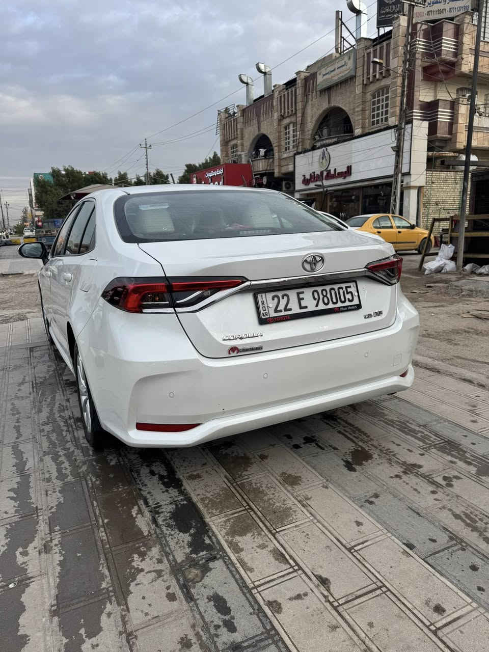 سلام عليكم
كورلا GLI فول بانزين شركة جيهان وكيل تويوتا العراق 
▪️موديل 2024 
◾️ماشية 27278
◾️انظمة قيادة ( سبورت + نورمال + الايكو اوتو )
▪️فتحة سقف 
◾️مري كهرباء + اشاير مري 
◾️شاشة ديجيتال 
◾️ تبريد قطعتين شاشة مناخ منفصل 
◾️ شاحن لاسلكي ومنافذ شحن اخرى
◾️ شاشة كار بلي 
◾️حساسات + كامرة خلفية 
مواصفات الكورلا الفول السيارة جديدة وبعدها بضمان الشركة 
مكانها بغداد / الدورة ، رقم اربيل

سعرها 198 $ 

ابيع تحويل فقط 

للاستفسار: 
***********
