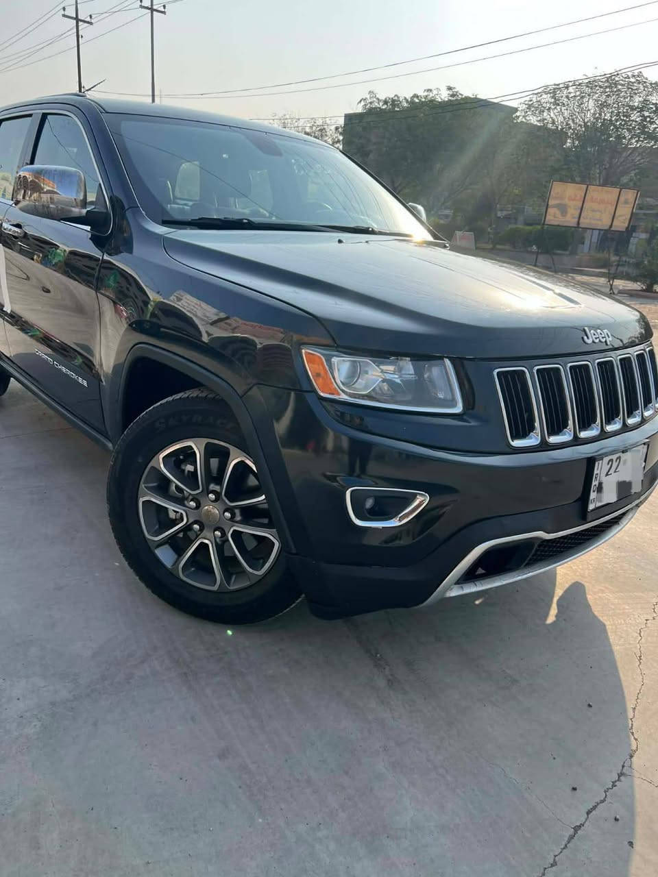 سلام عليكم للبيع  جيب لاريدو 2014 كلين تايتل بدون أي حادث   سياره فول مواصفات عدا الفتحه تشغيل عن بعد شفتات ستيرن كير طياره 8 نمر مثبت سرعه  دخول ذكي 3 بصمات في سياره  نضام ايكو تخم تاير جديد صدر امامي خلفي جديد أي نقص ما بيها فور ويل شغال سياره كامله اي نقص ما بيها  محرك سياره 6 سلندر 3600 ما مفتوح اسبانه ما ممدود عل محرك  سياره بيها صبغ فقط بخ الجاملغ الأمامي وربع من الجاملغ الخلفي مكان سياره ديالى المقدادية ***********
