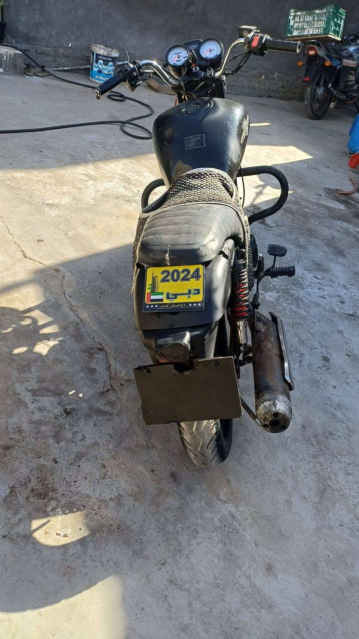 هويشه  مديل 15  كهربايات شغاله سلف هندر  دراجه شلعتهه حلوه  اوراق بسمي  وهاذ رقمي ***********   مكان الحولي 100
