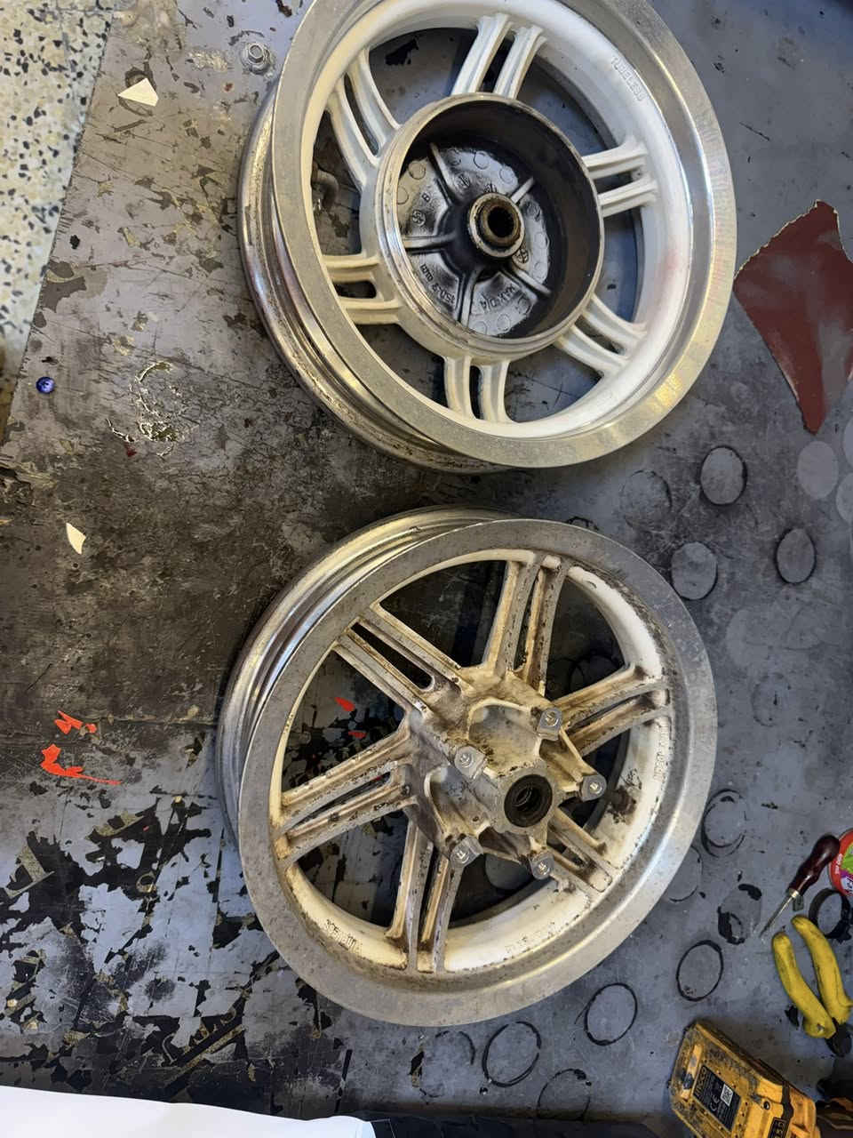 سلام عليكم ويل نجمه حليبي مال سكنس مال رمبه بعده بل كارتون مكاني بغداد اعظميه رقمي ***********
