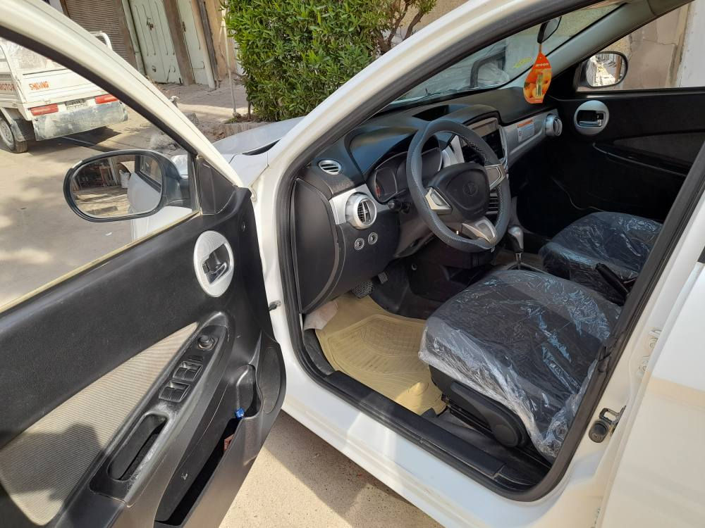 سيارة فاو اولي للبيع
موديل ٢٠١٥
بدون صبغ

كير ومحرك بشرط
كير اوتوماتيك 
جامات كهربائي 
مرايات كهربائي 
صدر أمامي جديد 
خلفي جديد 
تايرات جديد
شاشة ايباد
ماشي ١٣٨ الف
سنوية مشروع وطني
لحد ٢٠٢٨
كوبون بنزين  موجود
سعر  ٥٣ 
بي مجال 
مكان كركوك 
***********
*********** كركوك, العراق
