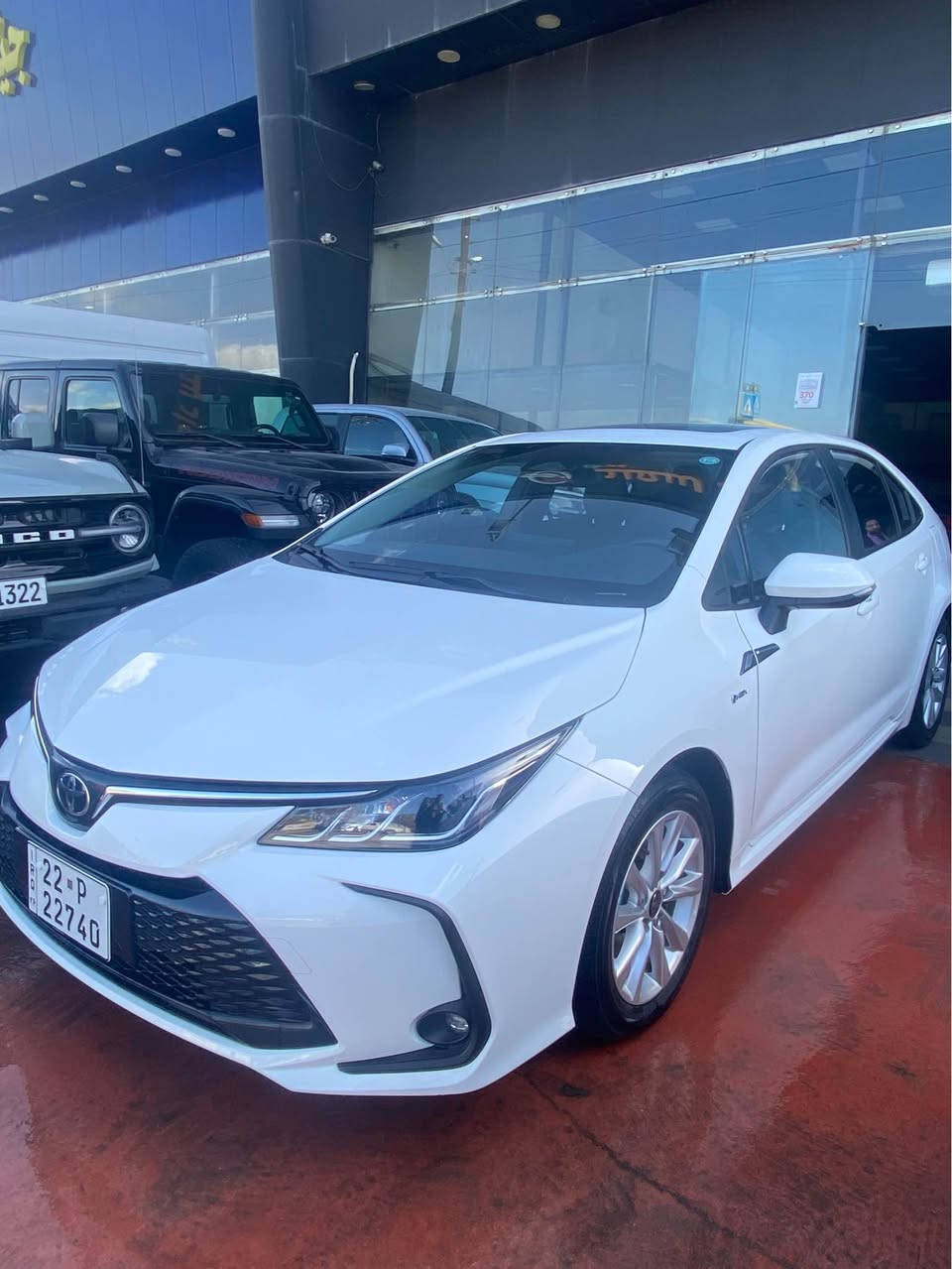 تويوتا كرولا هايبرد وارد صيني ١٢٠٠٠ كلم رويشتوه سةر هيلالي جاملغي دواوة كةمةك كارت و pdr موديل ٢٠٢٤ بو زانياري زياتر بةيوةندي بكة ***********. -*********** نرخي ١٥٢ كةمةك معامله أربيل, العراق
