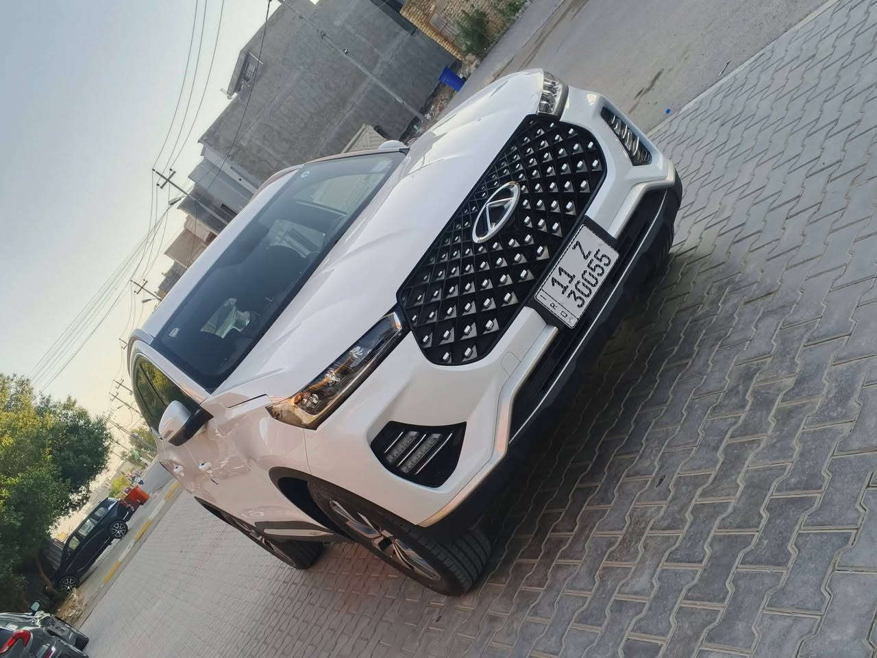 !!️ تيكو 7برو بعدها زيرو ماشيه 5000
اليكم التفاصيل الآتية:
 حره تحويل بلاسم 
 خليجي 
 الموديل2024
 حساسات أمامية 
حساسات جانبيه بالمري
 حساسات خلفية
 لايت زينون + LED
 كشافات 
 بك لايت LED 
 فتح الصندوق كهرباء 
 بانوراما !!️
كشن ذاكره 
 هاند بريك بصمة 
 مفتاح التشغيل بصمة 
 دشبول شاشة 
 كاميرا دوارة
 4 كاميرات °360
 المقاعد جلد  
 حركة مقعد السائق كهرباء 
 مثبت السرعة Cruise 
 أوضاع القيادة  Drive Mode
 مقود جلد حياكة رياضي 
 حساسات ضغط اطارات
 تبريد شاشة مناخين منفصلين 
 قطعتين تبريد 
 أوضاع القيادة DRIVE MODE 
 ا ABS  
 أوتو هولد 
ا ISOFIX  ايزو فكس
 نظام مانع الانزلاق
 تتسع المقصورة الداخلية ل 5 راكب 
 اشارة في المرايا الجانبية قابلة للطي 
 مخرج منفذ الطاقة 
 شاحن هاتف Wireless 
 ا  Bluetooth / USB

السيارة نظيفة جدا بيه شخط بسيط منزلة بالصور  فقط 
 تجي توشفه وبيك خير ودلل 
سعره 145 ورقة ومجاله جدا بسيط 
رقم الهاتف ***********
مكان سياره بصره ابي الخصيب
