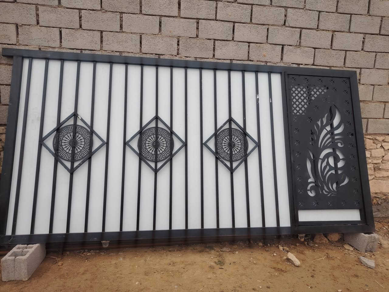 بوب سلايت جديد ما مستخدم كامل هوه وملحقاته عرضه 4امتار
سعره 550 اي استفسار *********** ***********
