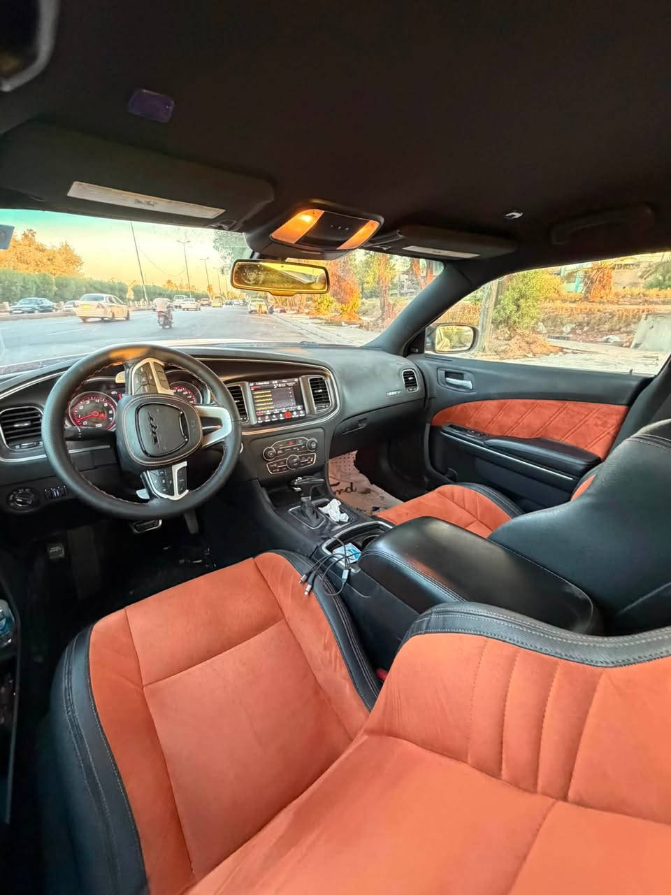 جارجر سكات باك موديل 2021 🐝 
المحرك 8V 6400cc 
عداد المسافة 42
كشنات كنتاره  تدفئه كهرباء 
تبريد ثلج ❄️
صدر جديد 
تخم تايرات جديد 
السياره فول عدا الفتحة 
تحكم ستيرن فوك 
شاشه جبيره 
حساسات خلفيه 
وباقي مواصفات السكات معروفه سياره جديده بمعنى الكلمه من جميع نواحي حادثه جاملوغ وبنيد  السياره جاهزه شرط المكينه ممفتوحه رقم ديالى الدولي تحويل مباشر السعر 200وبيها مجال الشراي يتصل ***********العنوان بغداد الكاظميه
