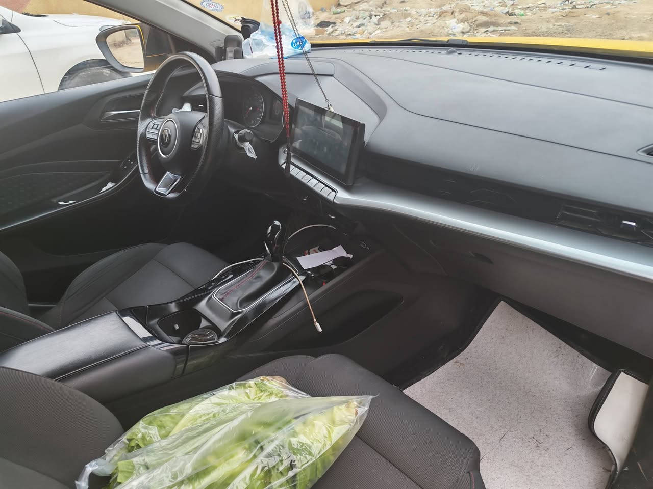 MG GT موديل 2023 لون اصفر نص فول ماشيه 40  الف  رقم أربيل المكان البصره السعر 117 للاتصال ***********
