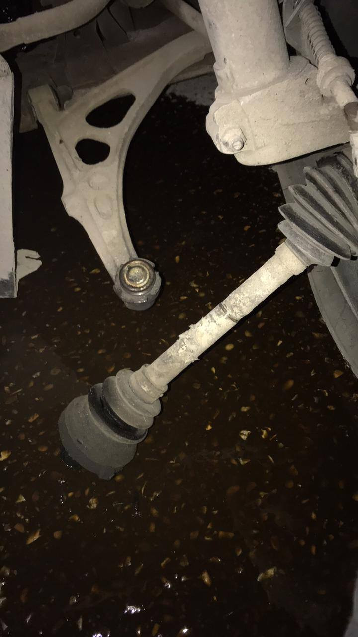 السلام عليكم اخوان حداد صدر متنقل بالكرخ مناطق الكرخ اذا عاطل عطلان يطك عندك دبل او يفلت درايم شفت طوبة تخابرني اجيك اشتريلك الغراض المحتاجهن واذا احد يريد تبديل درايم شفت او البولبرن كايم او طبلات او دبلات تبديل دسكات تبديل بلكات تبديل فيت بم فيتبم درايمشفت اجيك للبيت اشتغل سيارتك بريس صغير هم عندي وياية تريد تجيني يم البيت حاضر مكاني قرب تقاطع درويش مال السيدية حي التراث قرب المستوصف الارقام *********** او *********** ابو مهدي بيهن واتساب
