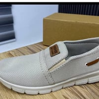 حذاء طبي • رجالي • مقاس ٤٠-٤٣