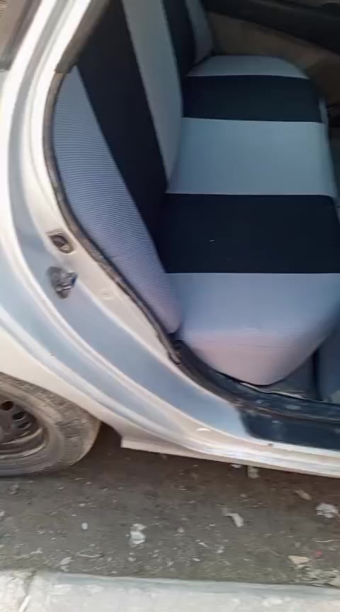 السلام عليكم 
النترا موديل 11 رقم سليمانيه 
خليجي 1600 
صبغ عام 80 و بيها مجال 
مكاني كربلاء المقدسه 
***********
