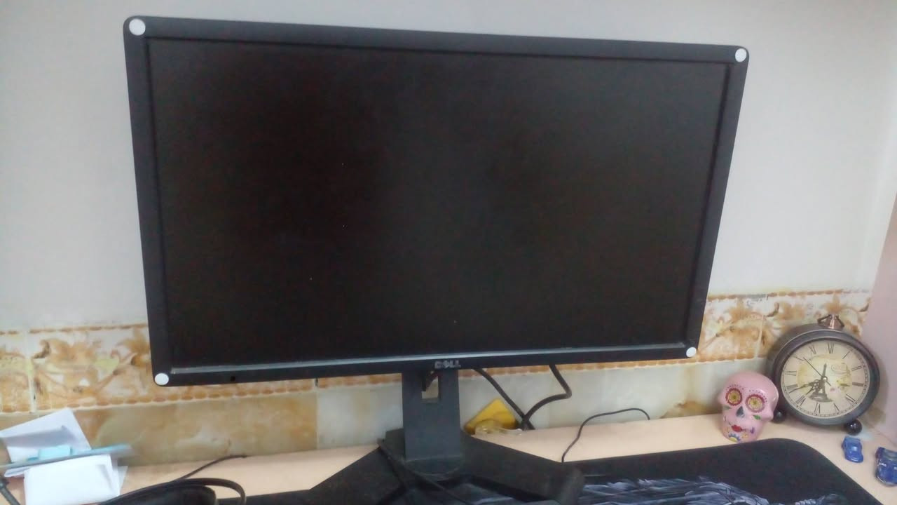 شاشه حجم 27تقريبن 
دقه 1080p
60هيرتز 

سعره60 
قفل 
توصيل متوفر


**إذا كنت صاحب هذا الإعلان وتريد حذفه لأي سبب، رجاءا أرسل رسالة إلى الدعم الفني**
