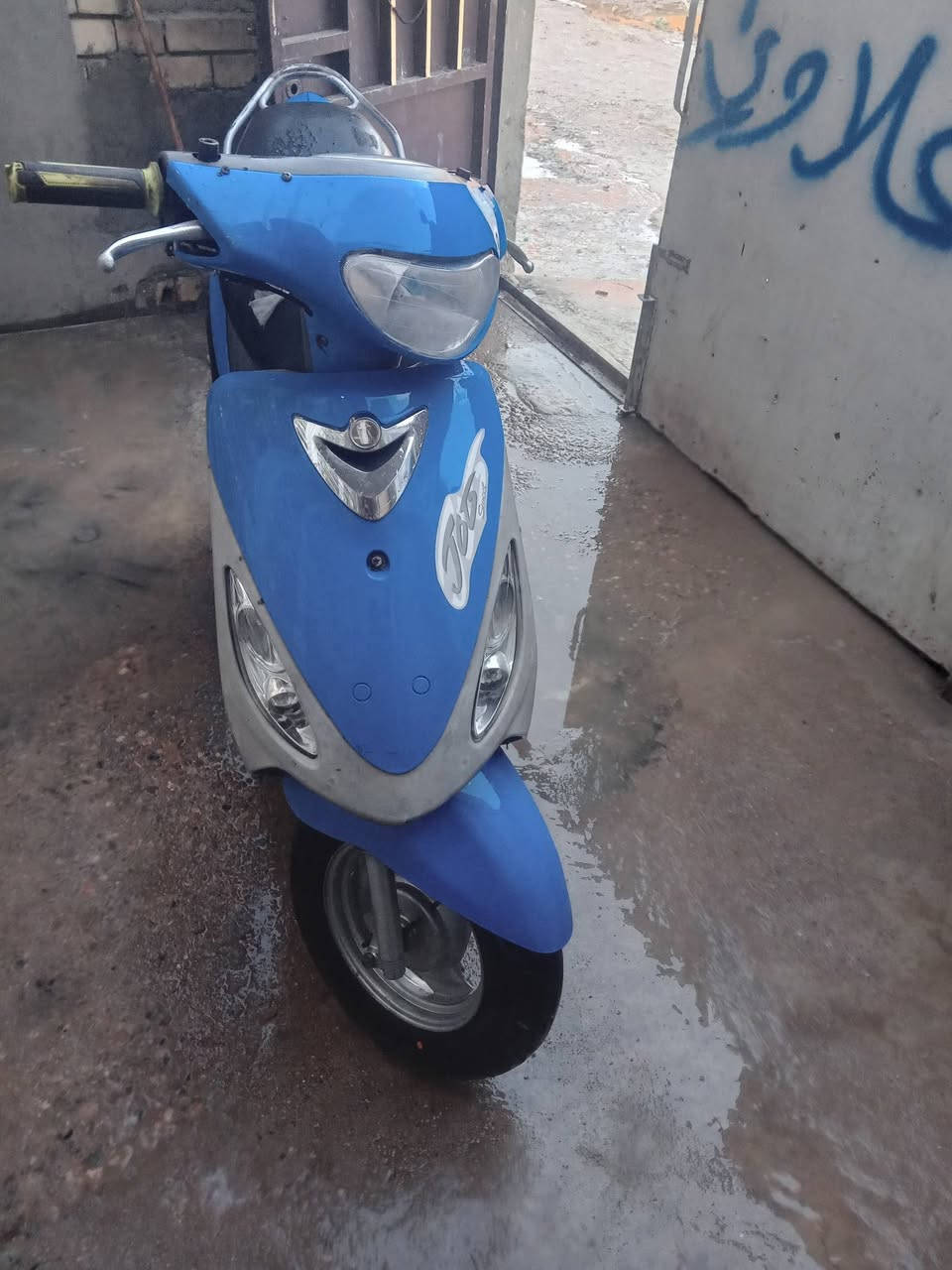 سلام عليكم دراجه لبيع شقاله بس عوزه تاير مكان جسر دياله لكرغوليه سعر ٤٠٠ وبيه مجال لطيبين ***********
