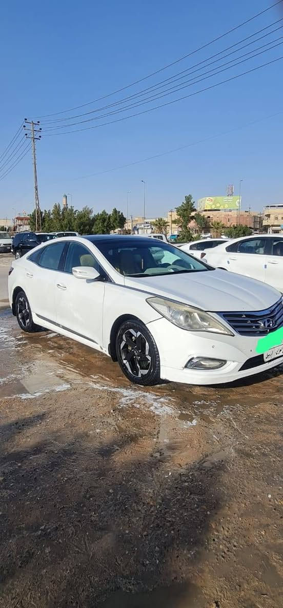 هيونداي ازيرا موديل 2012 محرك 2700 سنويه منتهيه رقم اربيل السعر 95 وبيها مجال
***********
