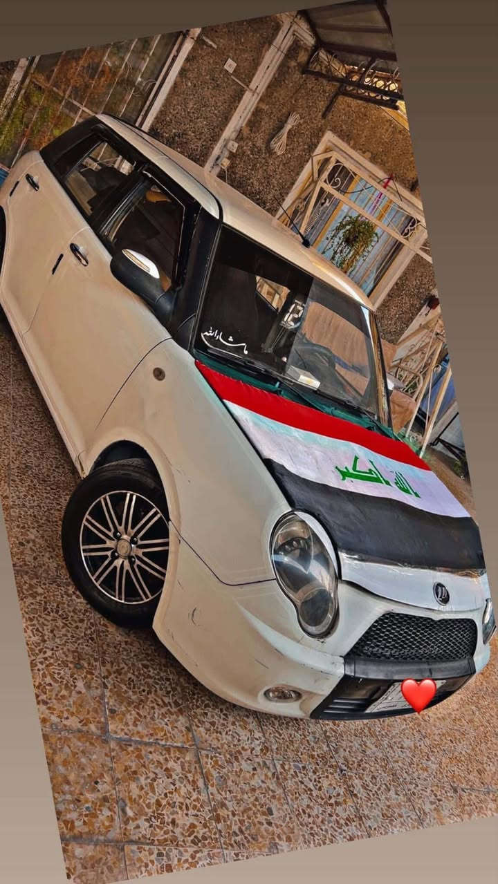 السلام عليكم
ليفان موديل 2013
السياره بدون صبغ  بيها تعديل بارد فقط جاملغ جهه السايق الامامي وباب  الخلف السايق. وباب النفر الاخر  سياره بيها بارد بس بدون  صبغ كير مكينه شرط 
تخم تاير جديد باتري جديد عينه كلج جديد السياره نضيفه وكدام العين رقمها نينوى صاحبها موجود السعر 56 وبيها مجال بسيط اي استفسار خاص ***********
