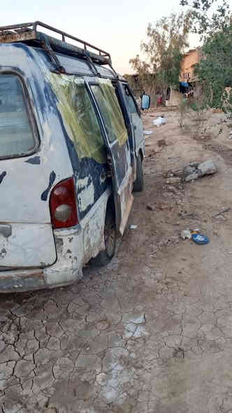 السلام عليكم سياره هوندا موديل 95 سياره ربسمي رقم الألماني  تريد تحويل تريد وكالة مكينه كايمه كير اكسن خير من الله باتري نوزلت بلكت حماومدك جديد  سنوي ساقطه 2019 تخم تاير جديد  بيع مكور بس حولك كلشي عليك  سعره 15 بيه مجال مكاني بغداد سبع قصور   رقمي ***********
