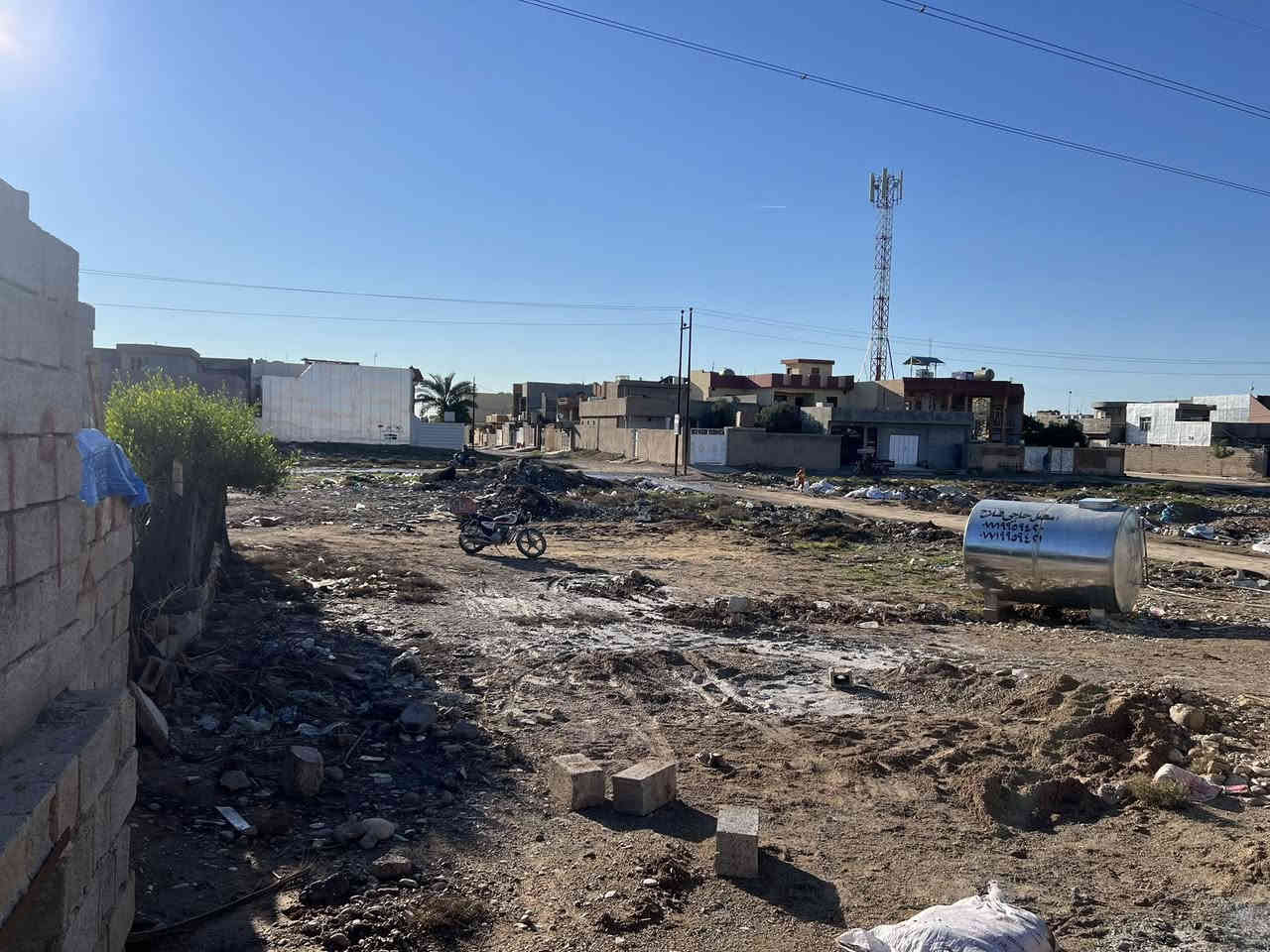 عند هاد هيكل للبيع زراعي مساحت 180وجيه 8
موقع يم حديقة يلدز الي يريد يخابر على هاد رقم ***********
