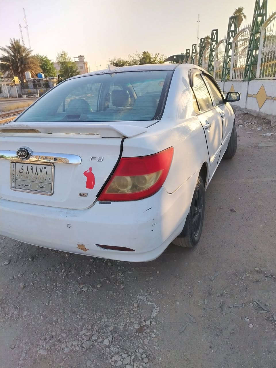byd f2013 السياره محرك كير مكفول بدون صبغ  تبريد ثلج سياره رقمها بغداد باسمي سعر ٥٠وبيها مجال للاتصال *********** مكان السياره بغداد الدوره الجمعيه
