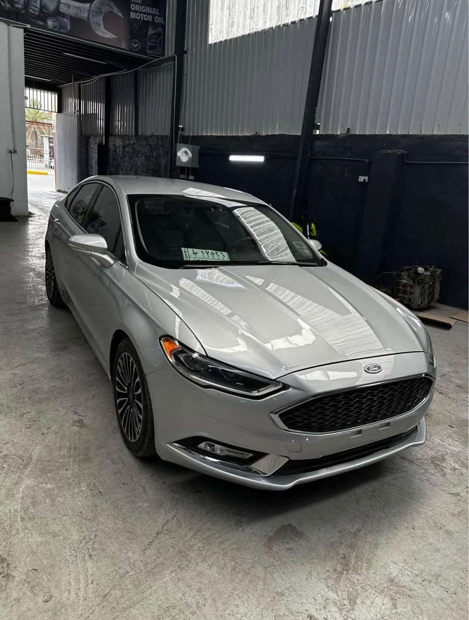 فورد فيوجن  2018 
محرك 1500 توربو السيارة جاهزه من كلشي 
مسويلها ادامه كامله
المواصفات كشانه جلد 
ميموري كشن
كشن السايق والراكب كهربائي 
تدفئة كشن 
قطعتين تبريد 
13 سماعه 
3 شاشات
ابل كار بلي+ اندرويد اوتو 
تبريد مناخي منفصل 
وياله ولايتات وشباك محدث تيتانيوم 
ماشيه 170كيلو قابل للزياده 
تحكم ستيرن 
كروز سرعه
شفتات ستيرن 
كير ماوس
 هاند بريك بصمه 
4 بصمات بوب + صندوك
كامرة دواره 
لد امامي خلفي والداخل لد
 لايت زنون دبل عدسه
الجام كله اوتو 
السياره بسمي بغداد سنويه ورقم جديد تحويل ثاني
داخله كلين كفاله كير محرك ومن الصبغ عدى الدعاميه الاماميه
بيها بارد موضح بسونار
السعر 133 وبيها مجال بسيط اتواجد بالرمادي وبغداد 
*********** الرمادي, الأنبار
