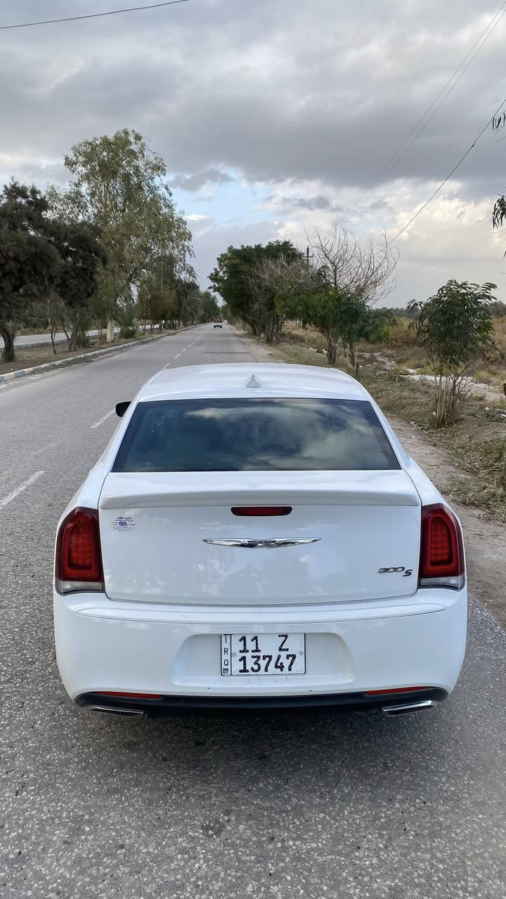 كرايسلر 2018 S
- شفتات ستيرن
- داخل اسود 
- شاشة كاربلاي 
- اشارت ترحيب 
- دمام بالصندوق 
- تشغيل عن بعد 
- وكيل حجم
- عداد 83 ميل 
- رقم بغداد مشروع وطني وين ما تحب تكدر تحول وتنقل ملكيه وبسمي سياره هزه جديده ورقم دولي جديد 
بدون ايرباك   بيه جاملغ فقط بيه مقدار ٤ اصابع بل فخضه السيارة حيل حلوه وجديده
دخول جديد السياره مماشيه بل  عراق 
بـسعر ٢٤٤وبيها مجال بسيط مكانه بل حله 
رقم ***********
